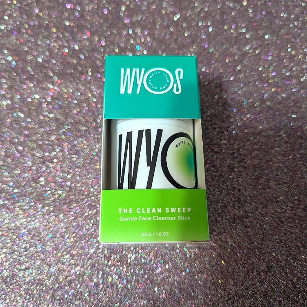 WYOS FACE CLEANSER The Clean Sweep